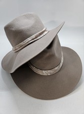 Lot of 2 Shyanne Women's Felt Western Bandana Fashion Hat Size 7 1/8