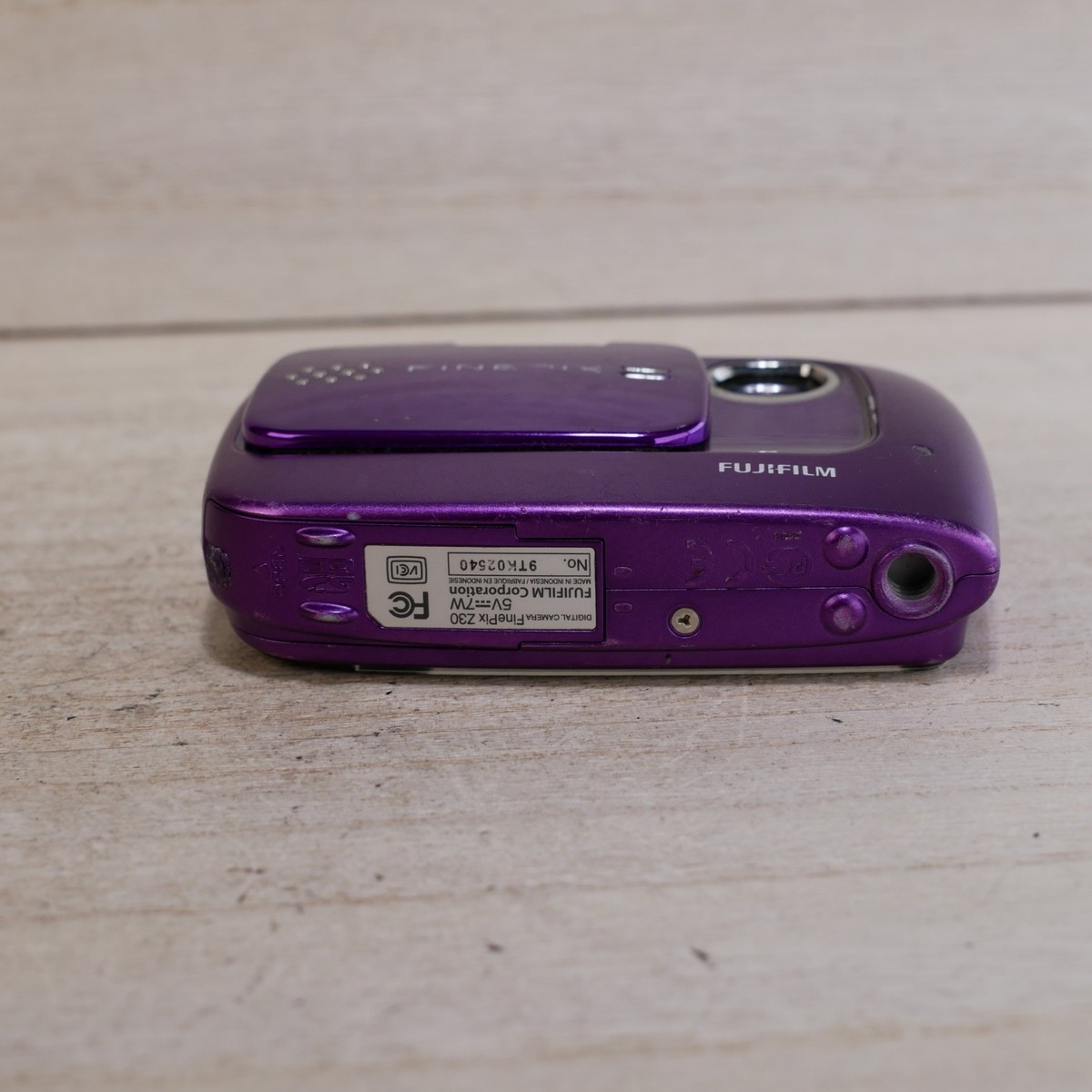 FUJIFILM FinePix Z30 Compact Digital Camera Purple W batt *TESTED
