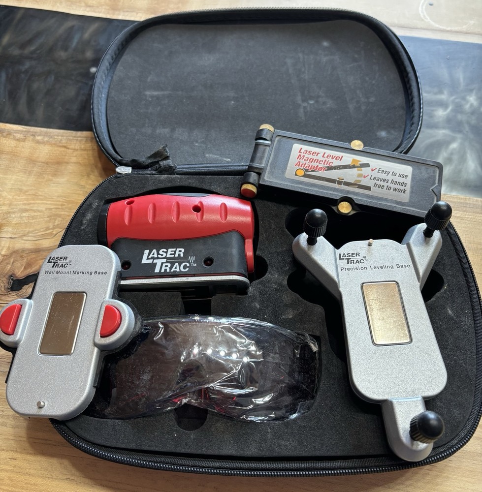 Craftsman Laser Level Trac Measuring Tool Set