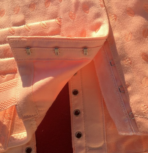 FRENCH 1940s SLIMMING BONED CORSET GIRDLE~PINK BROCADE~MADE IN FRANCE~UNWORN~S/M - Picture 6 of 12