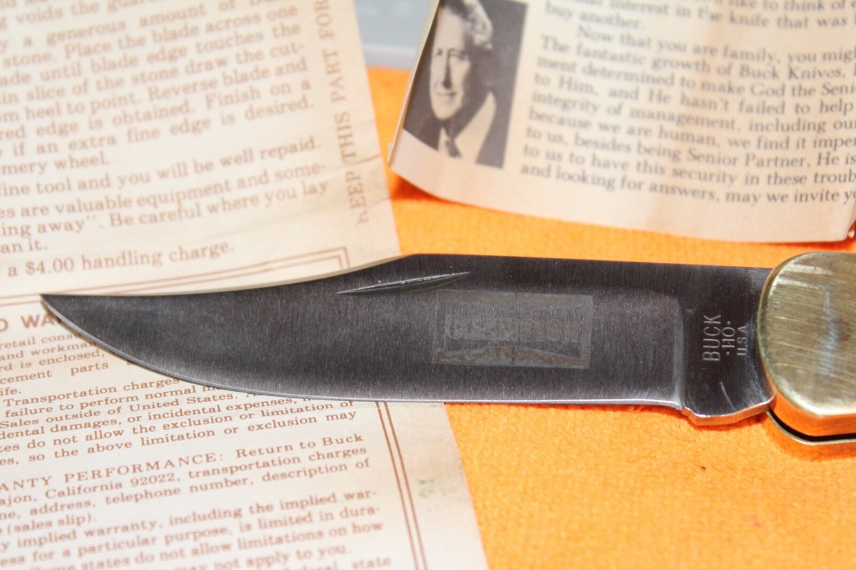 VINTAGE BUCK 110 1974-1980 CHAMPION LOGO ORIGINAL BOX SHEATH VINTAGE BUCK 110 1974-1980 CHAMPION LOGO ORIGINAL BOX SHEATH
