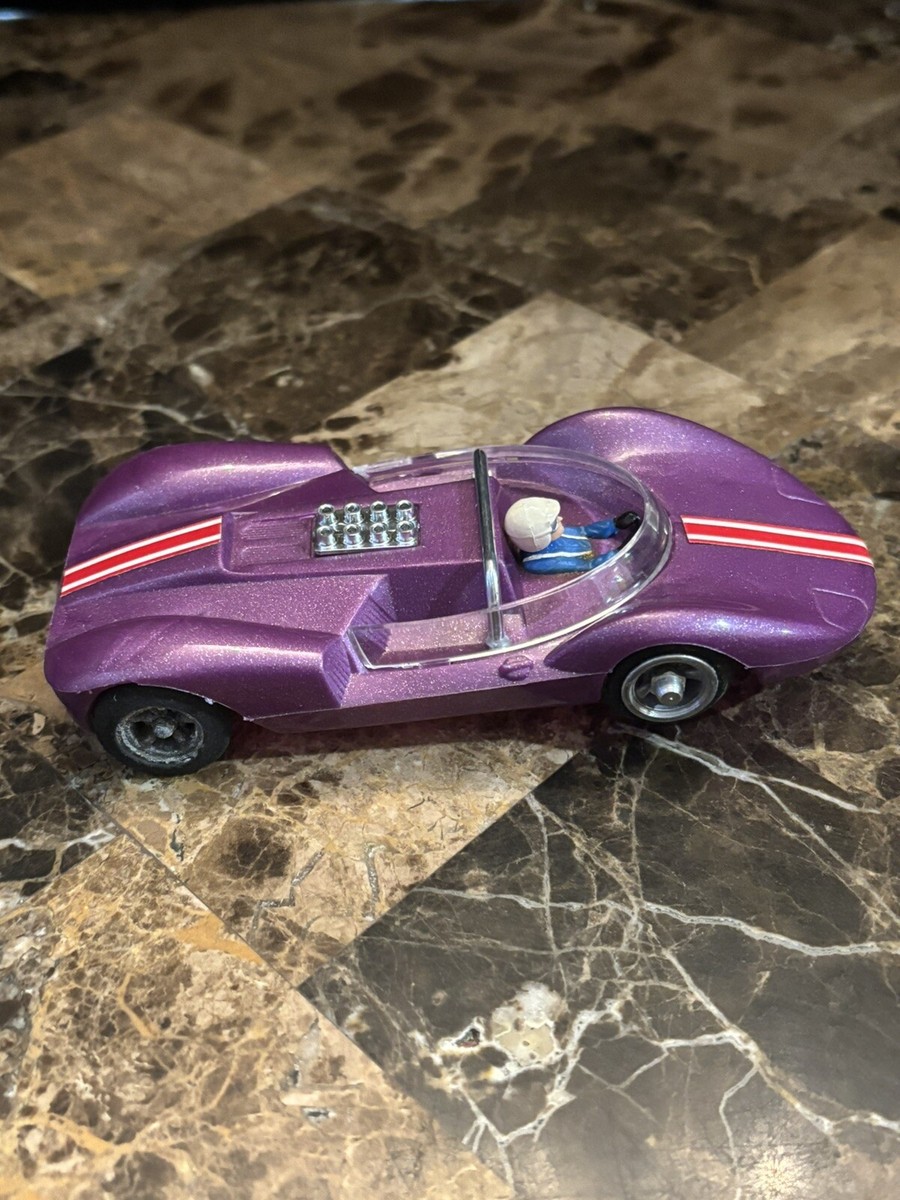 RARE PURPLE COX LI'L CUCARACHA VINTAGE 1960'S 1/32 SCALE SLOT CAR