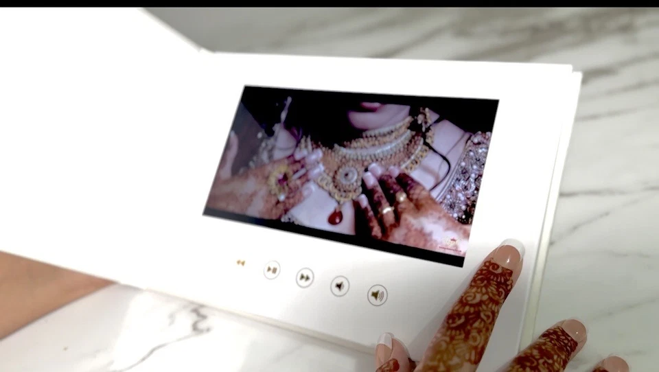 Wedding Video book, Decoration Gift and Memory To Watch Back Your Big Day! - Image 2 of 4
