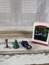 Hallmark nostalgic houses and shops car set of 3 1995 ornament Xmas holiday New