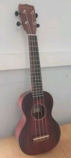 Beautiful Gretsch G9100L Long Neck Ukulele w/ Bag