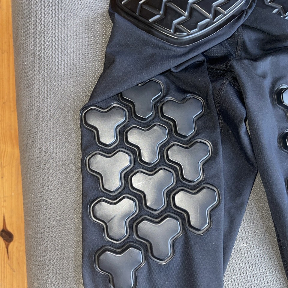 Under Armour Heatgear UA Football Pants 5 Pad Girdle Black Leg Pads