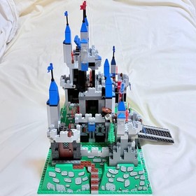 LEGO 10176 King's Castle Knights' Kingdom II 2006 Missing without Box