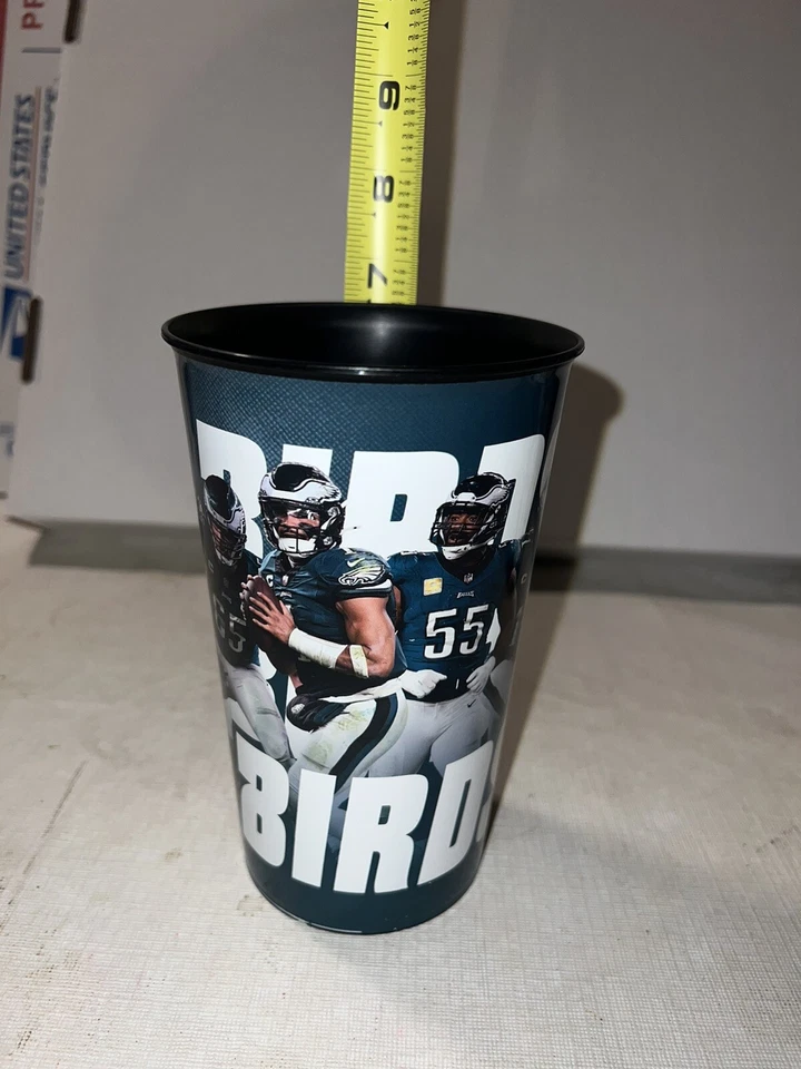 2024 PHILADELPHIA EAGLES ESTADIO TAZA DE REFRESCO LOTE DE 4 TAZAS DE PLÁSTICO CERVEZA FIESTA DUELE Foto 3 de 4