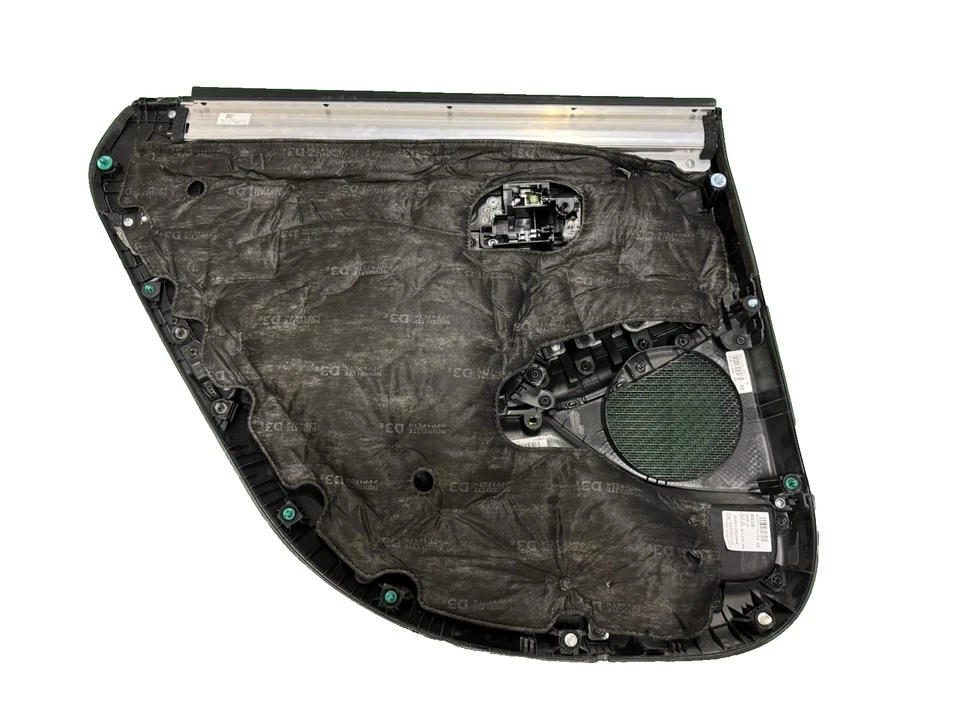 2020-2023 Hyundai Sonata Panel Assembly-Rear Door Trim,RH w/shade - Image 3 of 3