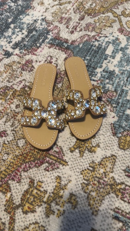 Mystique Crystal Embellished H-Strap Slide Sandals Tan Gold Women's Size 8 NWOB