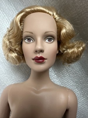 Tonner TYLER 16'' NUDE 2003 CHICAGO MUSICAL ROXIE HART FINALE FASHION DOLL LE1500