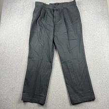 Dockers Khakis Pants Mens 38x31 Gray Pleated Chino Relaxed Fit No Wrinkles New