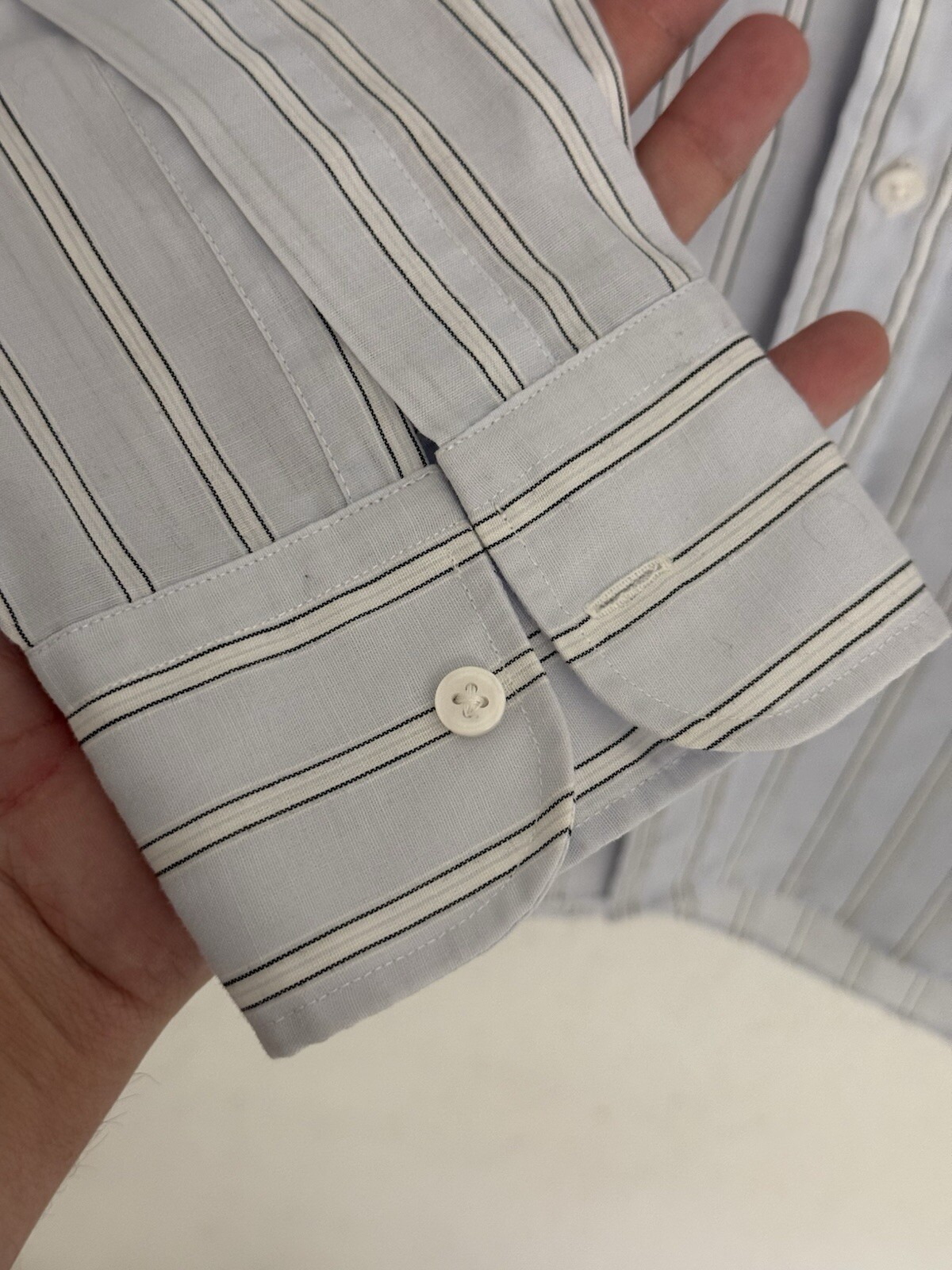 Yves Saint Laurent manica lunga con bottoni (L)