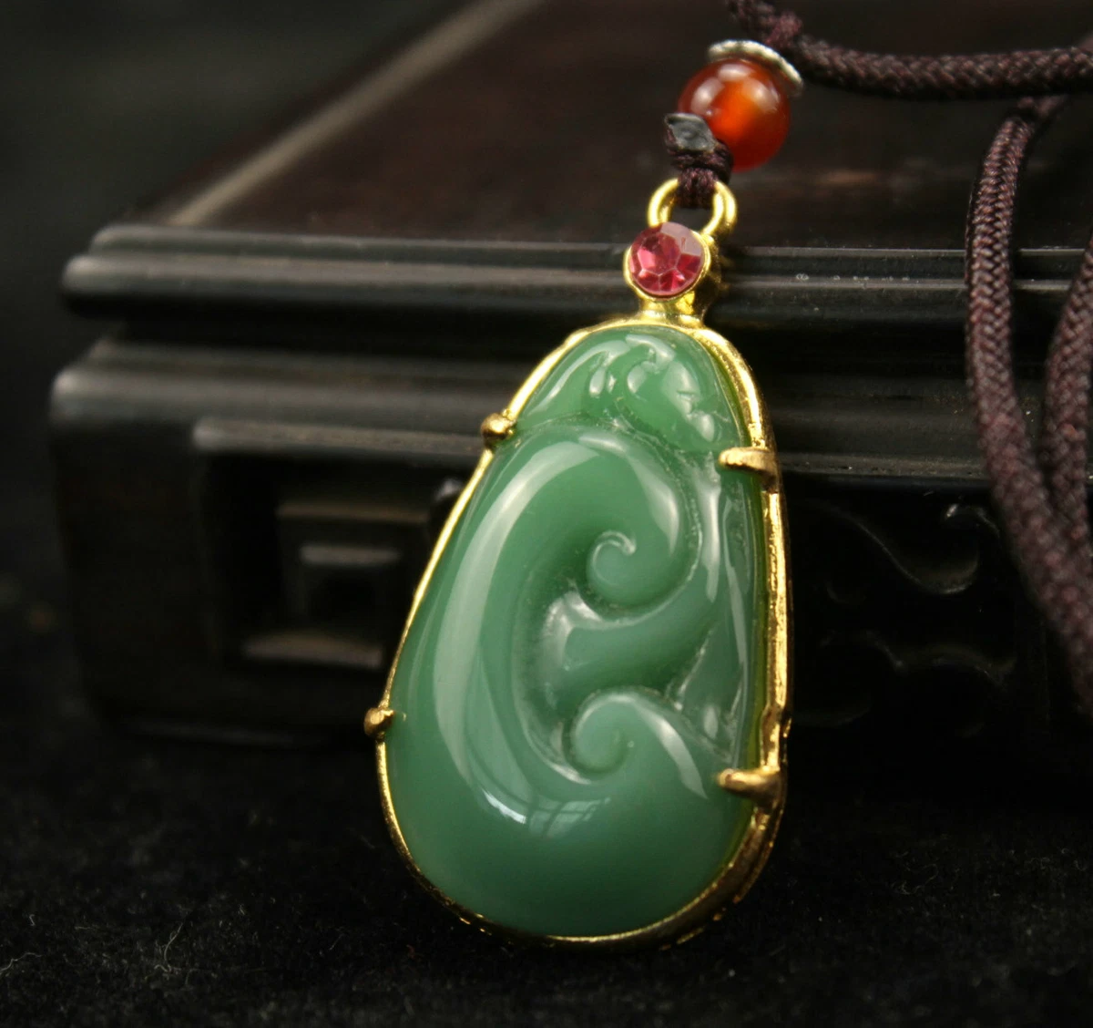 4.5 CM Chinese Jade necklace natural green jade Pendant Ruyi