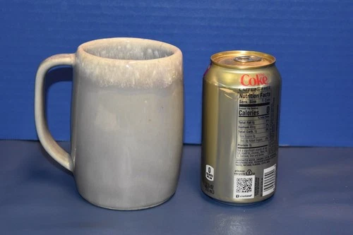 Vintage Hull USA Pottery Flint Ridge Grey/Gray Drip Coffee Mug/Stein!