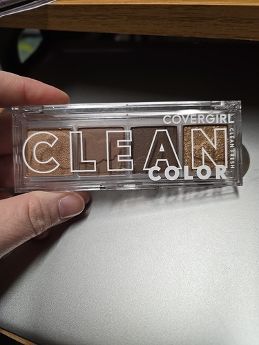 Covergirl Clean Fresh Clean Color Eyeshadow #262 Golden Toffee New Sealed - Picture 1 of 4