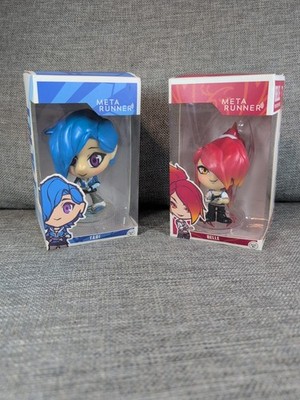 RARE ORIGINAL Pair Meta Runner SMG4 Tari And Belle Vinyl Figure 2019 SEND OFFERS