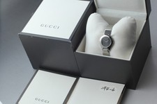 w/Box N MINT Vintage GUCCI 6700L Black Dial Silver 26mm Woman Quartz Watch JAPAN