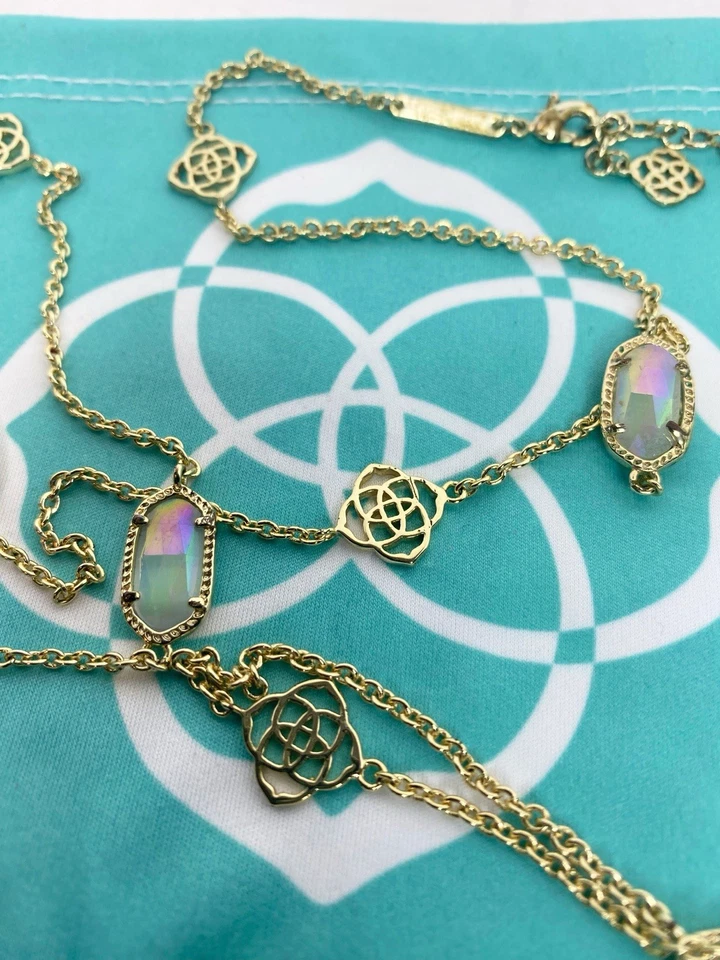 Collar Sonya Oro Cuarzo Rosa Kendra Scott  Foto 3 de 4