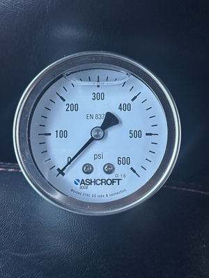 #ad Ashcroft Pressure Gauge: 3 1 2quot; Dial 0 to 600 psi 1 4quot; Thread $120.00
