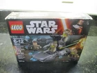 lego 75131 star wars Resistance trooper battle pack new in box has a dent
