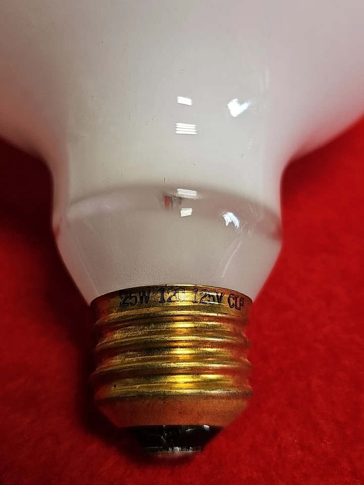 Vtg 4pc-NOS GLOBE CRYSTAL 120-Volt 25Watt G40 Medium Base Light Bulb, BALL, FAN - Image 3 of 4