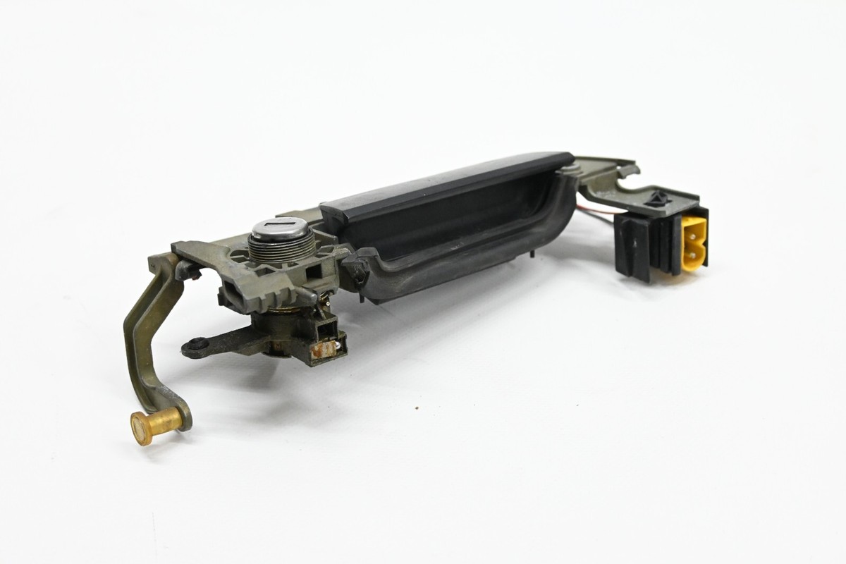 ⭐96-02 BMW E36 Z3 Front Right Side Exterior Door Grab Handle