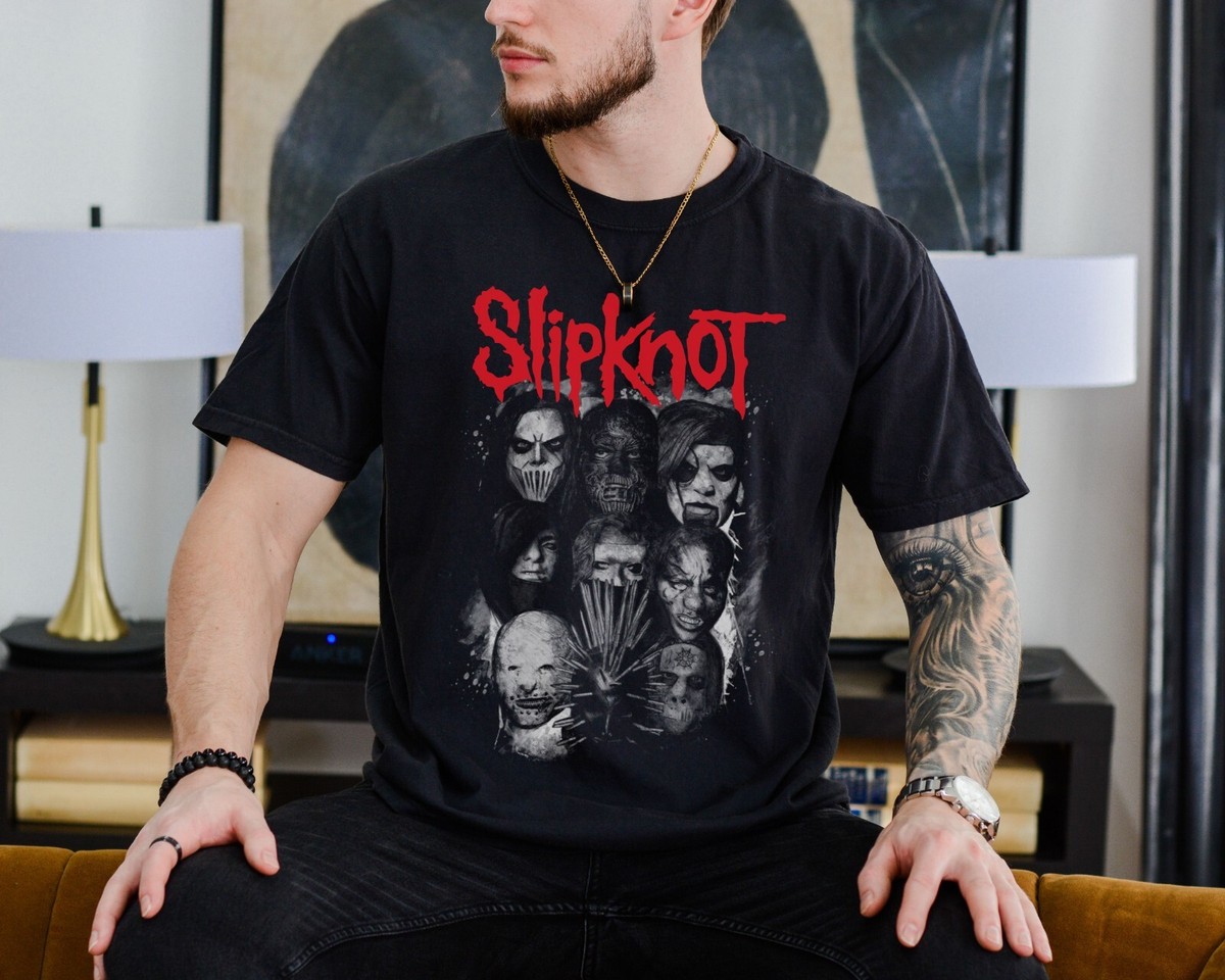 Slipknot Heavy Metal Band T-Shirt on Vintage Black Comfort Colors