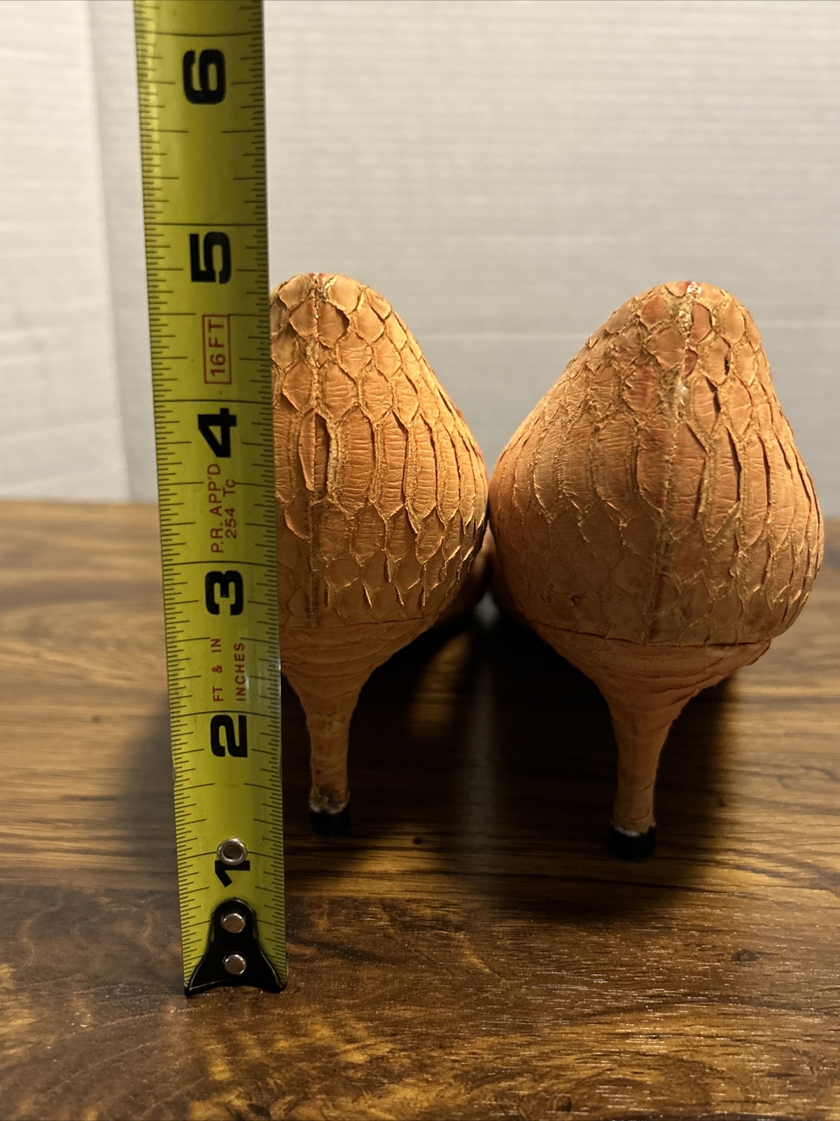 VTG Salvatore Ferragamo Susi Python Pattern Orang… - image 15