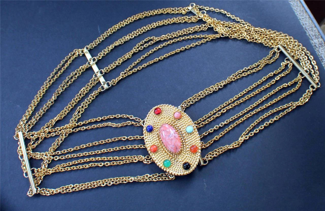 Boucle de ceinture à chaînes multiples Christian Dior ton or avec cabochon coloré