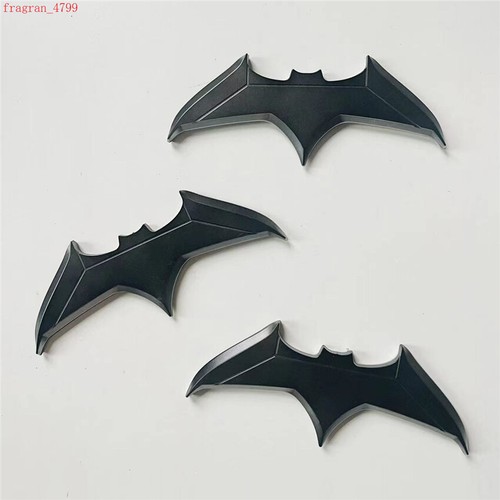 Batman Helmet Mask Soft PVC Batarang Halloween Party Movie Cosplay Prop Headgear - Picture 11 of 13