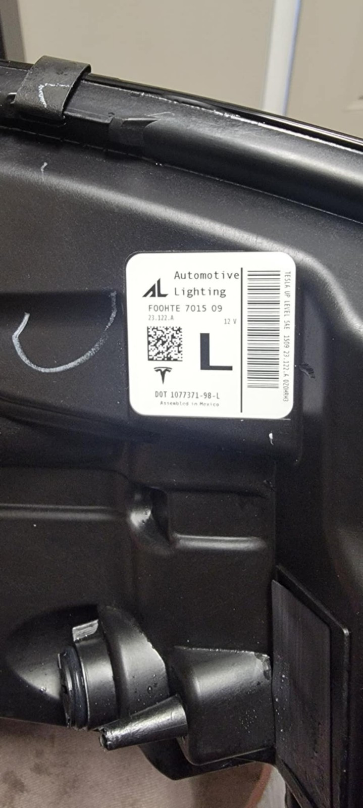 2017-2019 TESLA MODEL 3 LEFT DRIVER SIDE LED HEADLIGHT NICE OEM