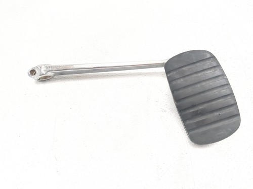 06-16 Kawasaki Vulcan 900 VN900D Right Rear Brake Pedal 43001-0056