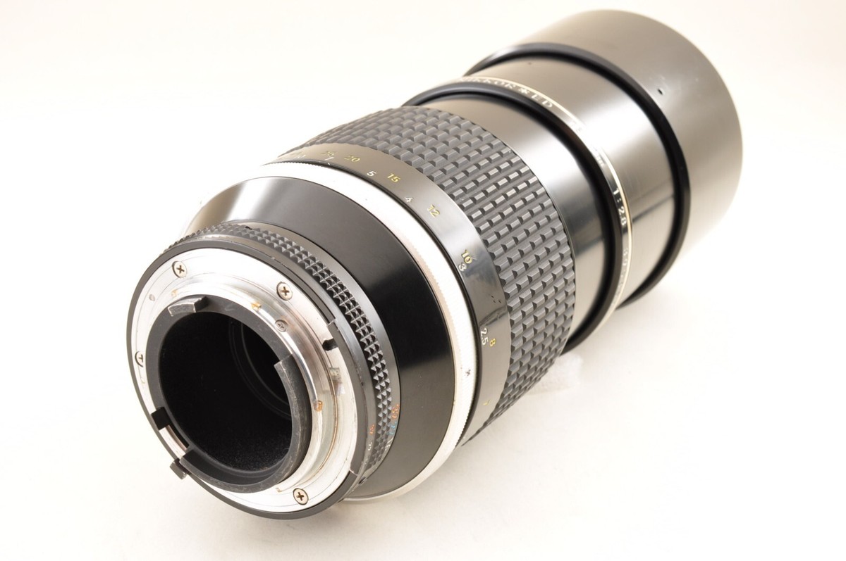 Nikon Ai-s Nikkor 180mm F2.8 ED Telephoto MF Lens AIS Near Mint