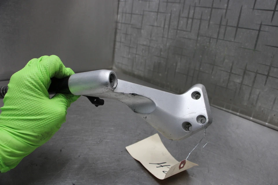 2013 BMW R1200RT Premium ABS Right Clipon Handlebar Foto 4 de 4