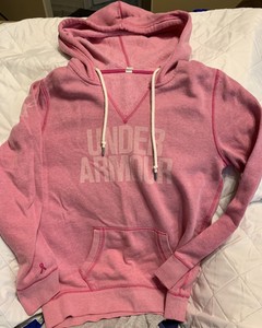 sudadera under armour rosa