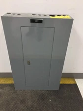 SQUARE D 225 AMP 208/120 VOLT 3 PHASE 30 CIRCUIT MAIN LUG PANEL...P-904