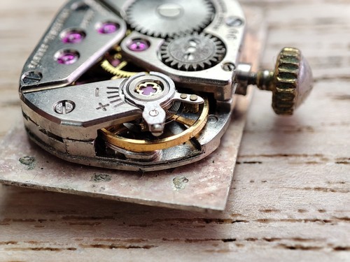 Universal Geneve 08 Watch movement - 18.9 mm - for parts and spares - Picture 9 of 10