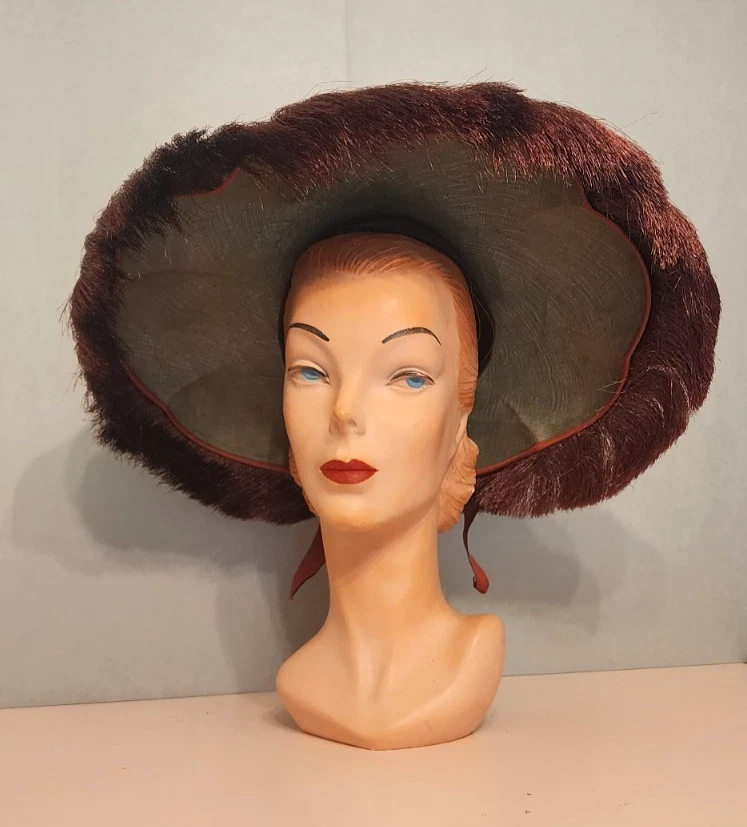 Saks Fifth Avenue Original Vintage Clothing, Shoes & Accessories