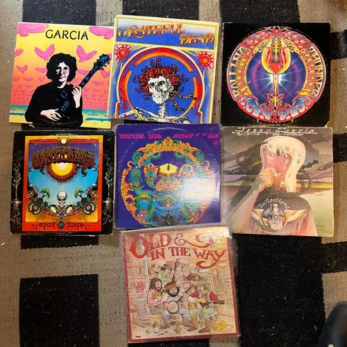 LOT OF 7 GRATEFUL DEAD LPs   - excellent titles  sold AS-IS