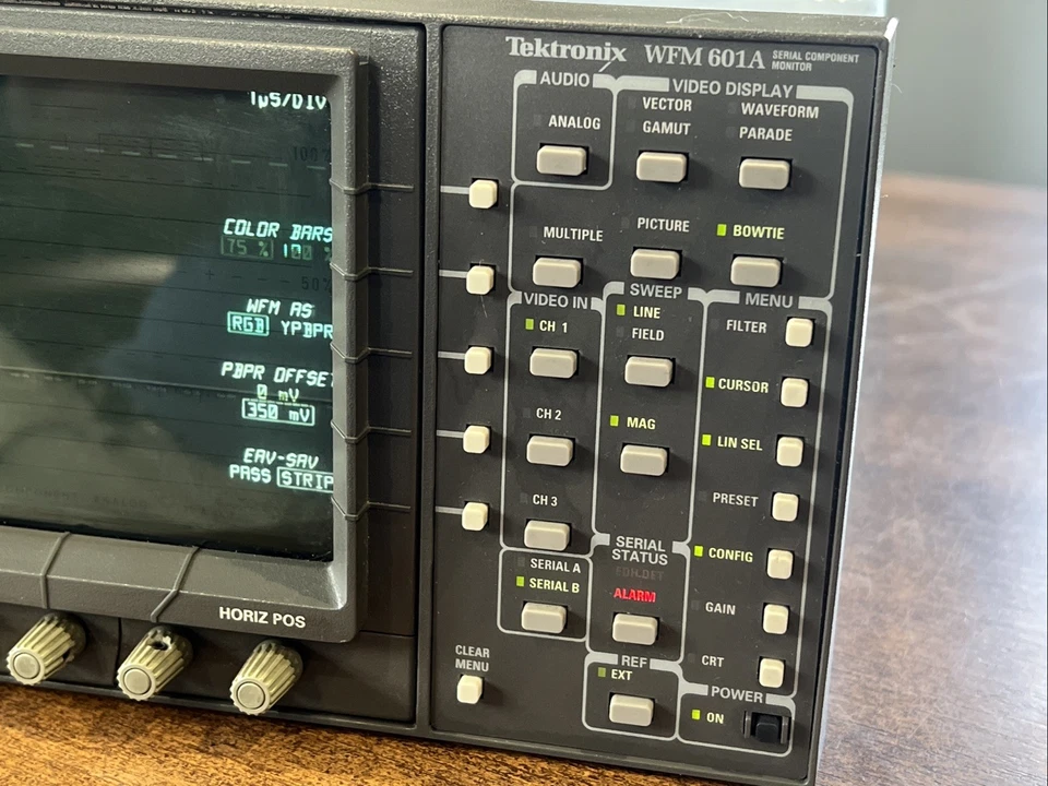 Tektronix WFM 601A Serial Component Digital Waveform Monitor - Image 3 of 4