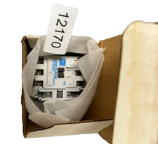 Eaton CE15ENS3AB Contactor, Size E, 3 Pole, 110/120V 50/60Hz, 25A