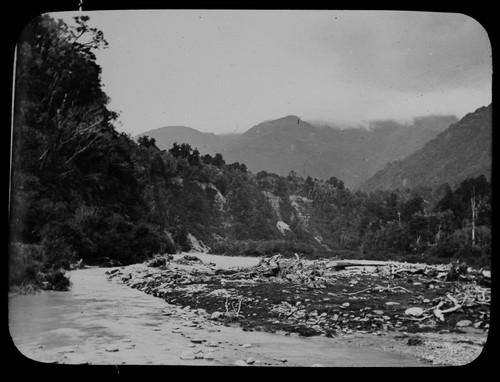 ANTIQUE Magic Lantern Slide THE TEREMAKAN RIVER C1900 PHOTO NEW ZEALAND