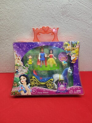アニメ Disney Princess Box 2012 New 2012 Disney Princess Little Kingdom Snow White Fairytale On