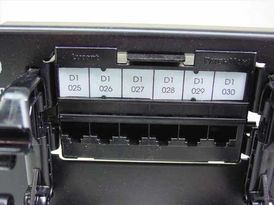 Lucent Telephone Cable Rack Patch Panel for 19
