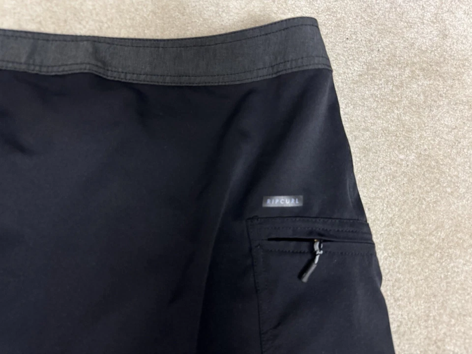 Rip Curl Shorts Mens 42 Black Pockets Board Skater Drawstring Surfer - Image 4 of 4