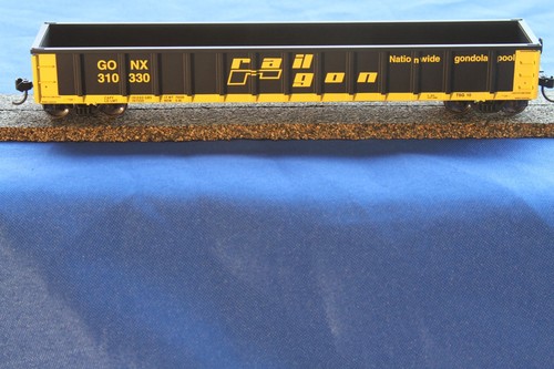Góndola Walthers HO 910-6249 53' Railgon Gonx # 310330 | Condition: New