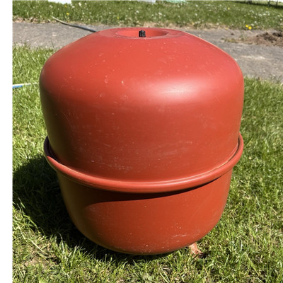 Reflex Boiler-Ausdehnungstank Membran-Druckbehälter Rot, Prägung 80/25