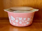 PYREX Pink Gooseberry Dish With Lid excellent condition 473