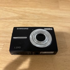 Samsung L210 10.2MP Digital Camera 3x Zoom LCD Black Untested No Battery